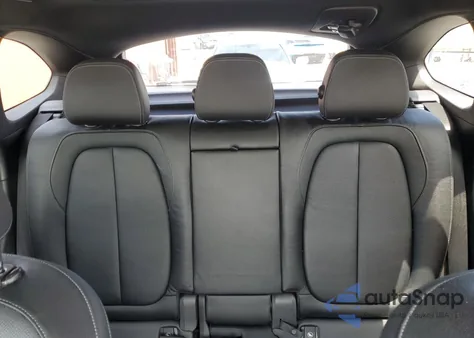 2018 BMW X1 xDrive28I из США, поврежденный, VIN WBXHT3C35J5F93138